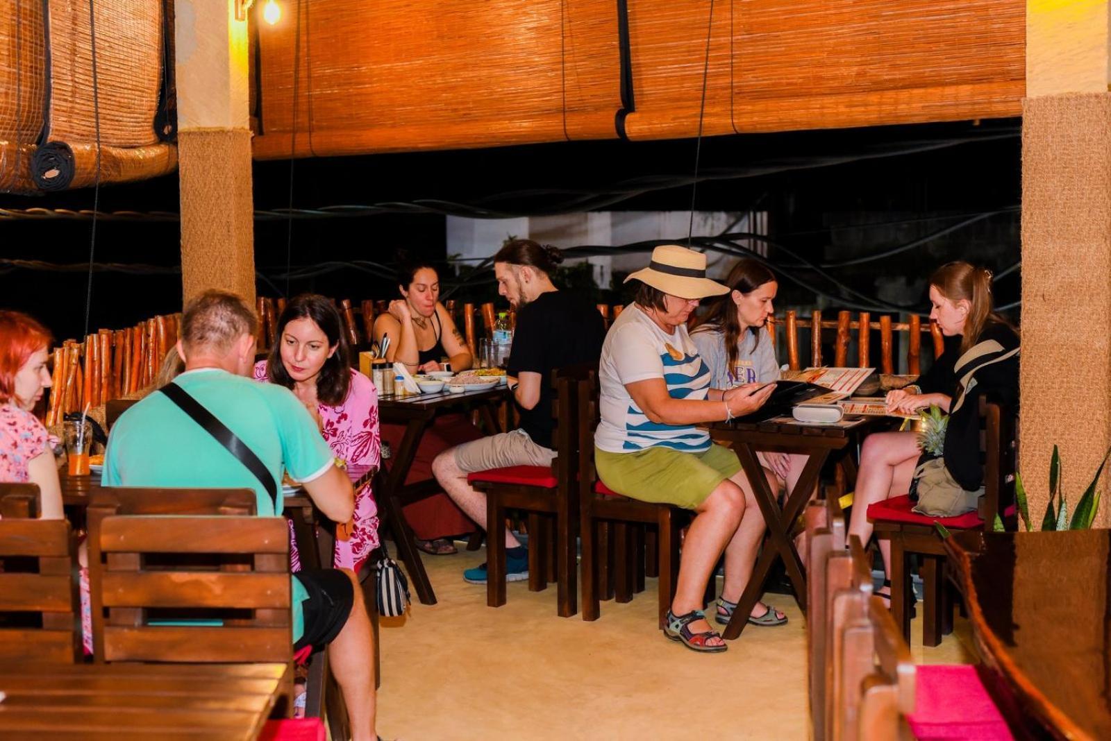 Coconut Style Restaurant & Milinda Guest Hotel Unawatuna Kültér fotó